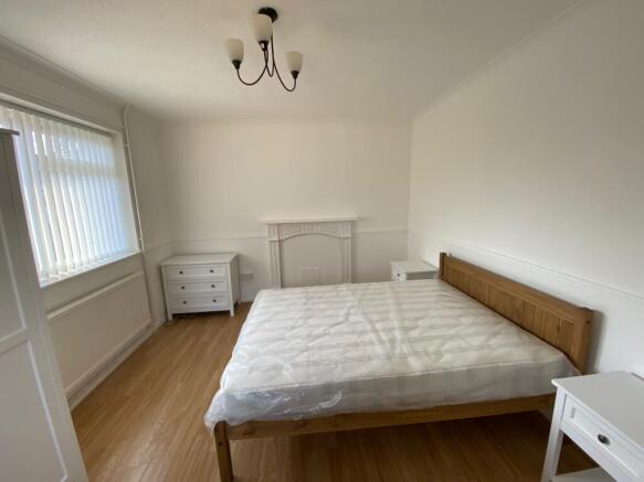 Bed 1  2  T202509181606.jpg