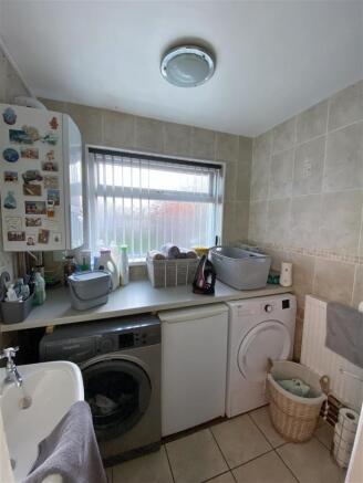 Utility/Cloakroom: