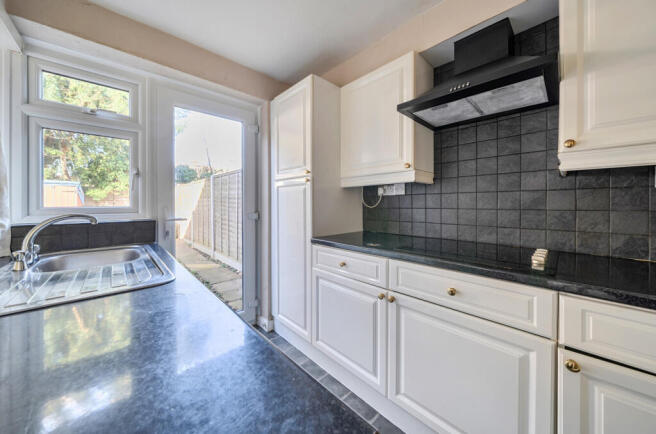 1419775-8-699f032...