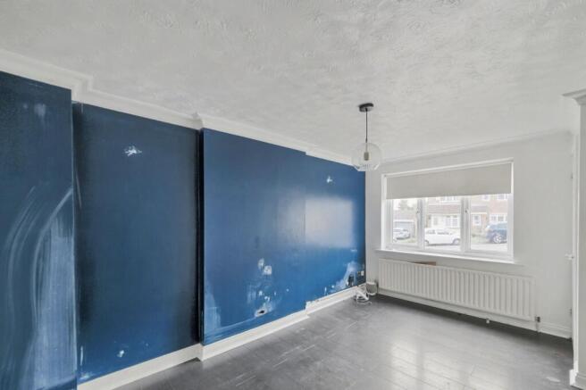 24 Gunn Close, Nottingham NG6 7DY