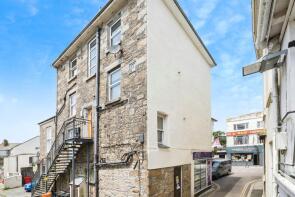Flat 3, 4, The Greenmarket, Penzance TR18 2SH
