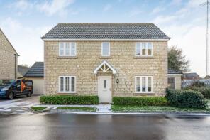 16, Robinscroft, Swindon SN25 2TH