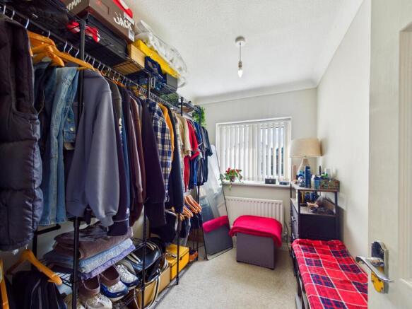 3 bed Semi-Detached for sale Image 8