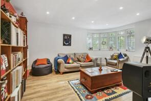 32, Haysleigh House, Croydon Road, Penge, London SE20 7YT