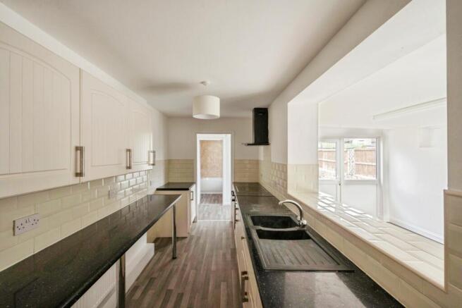3 bed End of Terrace for sale Image 4
