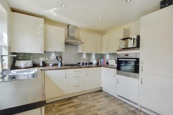 Kitchen_1.jpeg
