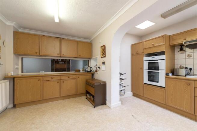 Kitchen/Breakfast Rm