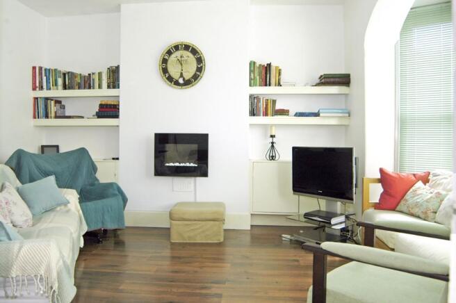 Photo 6