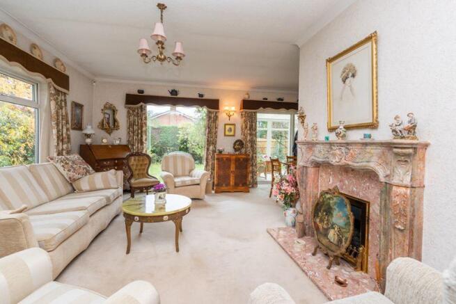 Living Room/Diner