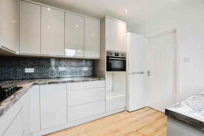 Fitted Kitchen