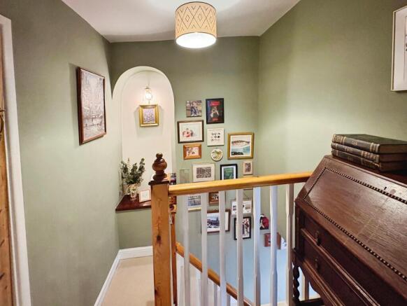 2 bed Semi-Detached for sale Image 10