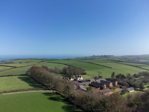 Drone_Threshers, 5a Coleridge Barn, Chillington