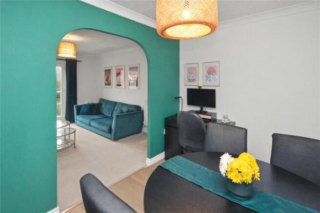 Kensington Way, Leeds, West Yorkshire photo 4