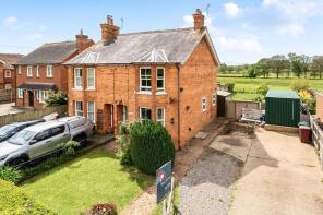 Wagonswood, Loxwood Road, Alfold Bars, Billingshurst RH14 0QS
