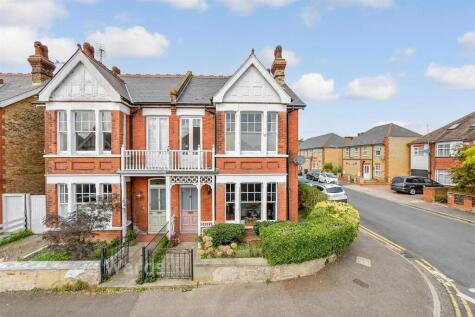 Pierremont Avenue, Broadstairs, Kent