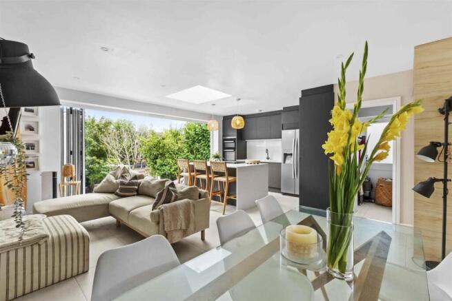 Open Plan Lounge/Kitchen/Diner