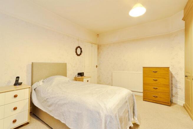 2 bed Detached Bungalow for sale Image 8
