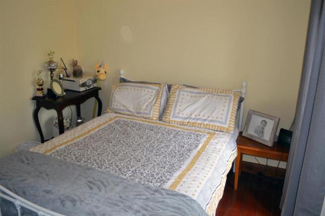 Bedroom 2 to left corner.JPG