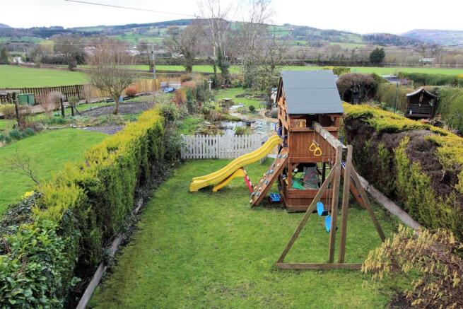 Rear Garden View.JPG
