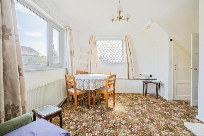 3 bed Semi-Detached for sale Image 10