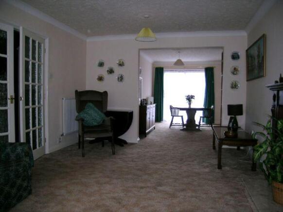 Lounge to Dining...