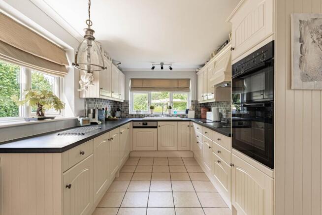 Kitchen (1)