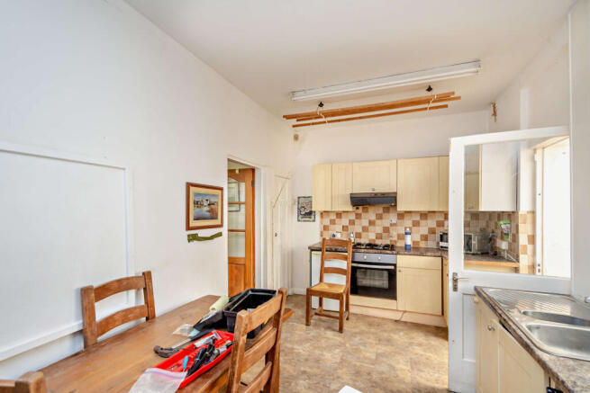 3 bed Terraced for sale Image 5