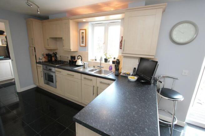 Kitchen/Dining...