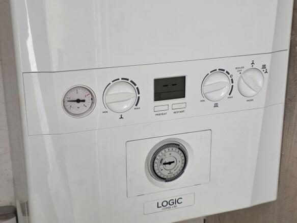 Photo 13