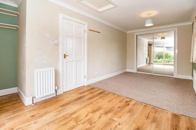 Downstairs Bedroom /