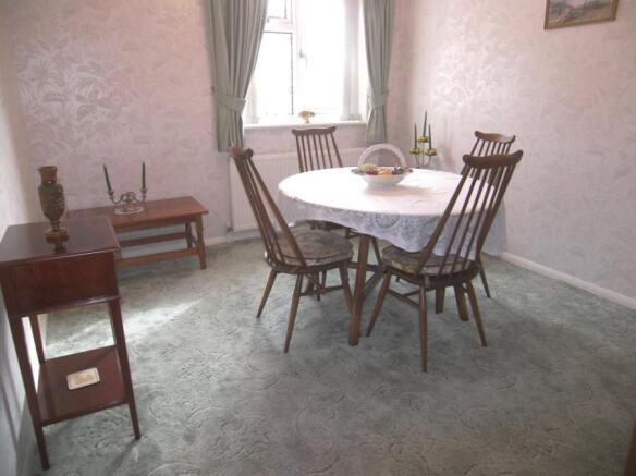 Bedroom 4/Dining Rm