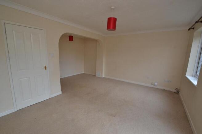 Sitting/Dining Room