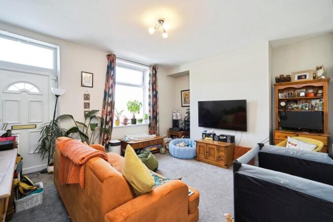 2 bed End of Terrace for sale Image 2