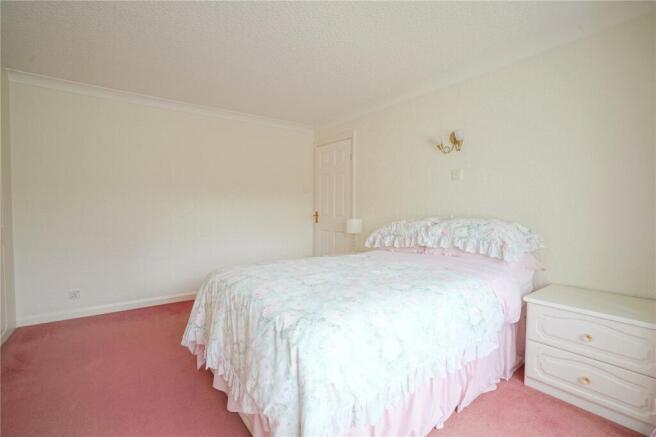 3 bed Semi-Detached for sale Image 9