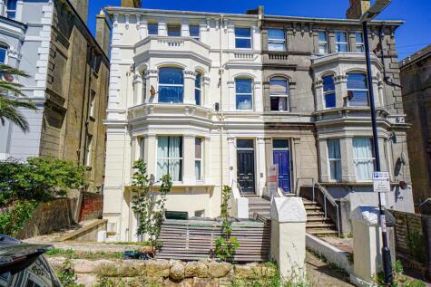 Holmesdale Gardens, Hastings