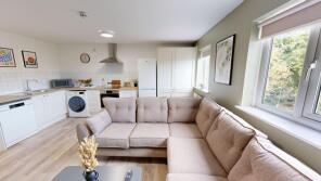 1e, Russell Street, Nottingham NG7 4FL