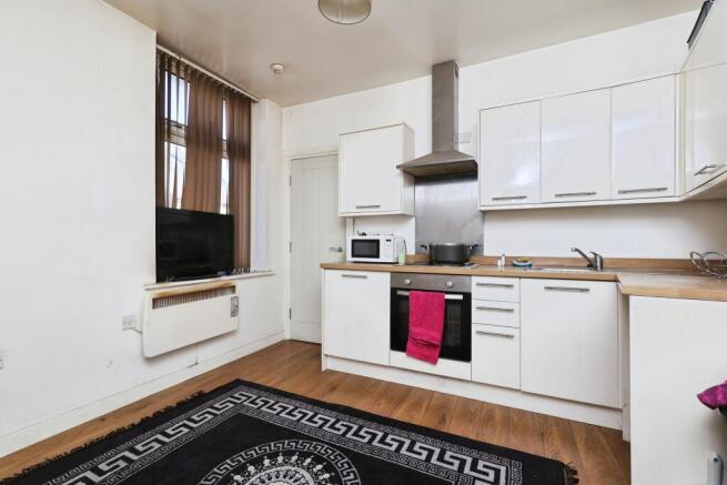 4 bed Block of Apartments for sale Image 12
