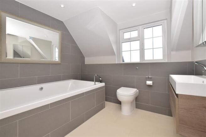 En-Suite Bathroom