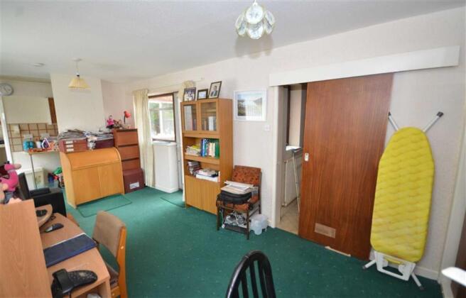 Living/Bedroom Area