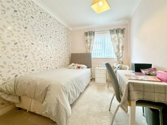Bedroom 3.JPG