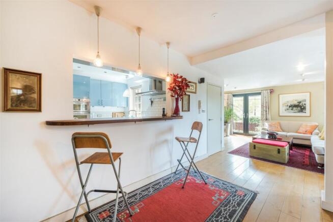 Grove Park Road, W4 - FOR SALE