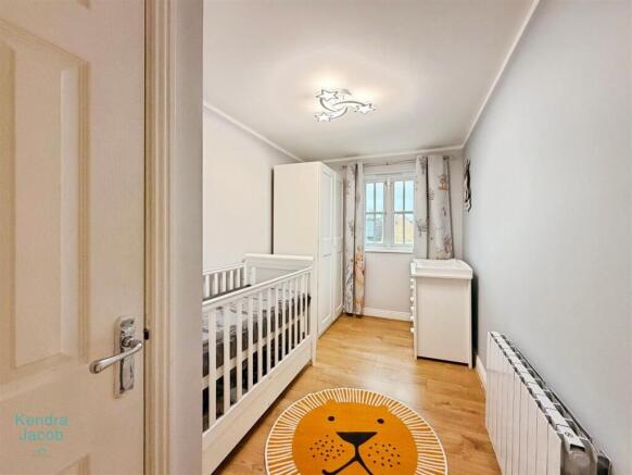 2 bed Apartment for sale Image 9