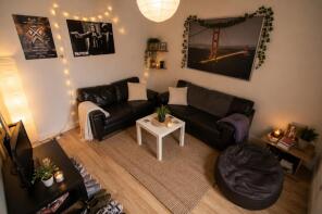 2, Thornville Terrace, Hyde Park, Leeds LS6 1JT