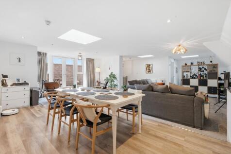 Grundisburgh Road, Woodbridge, IP12