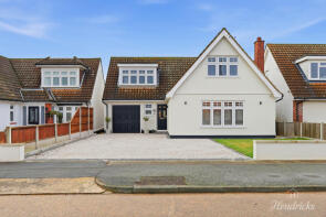 30, Cherrybrook, Southend-on-sea SS1 3QZ