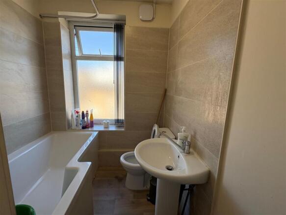 2 bed Terraced for sale Image 8