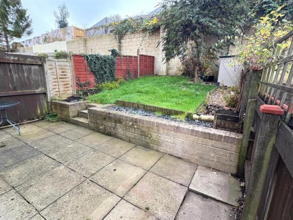 Dykes Mews, Chiseldon, Swindon photo 4