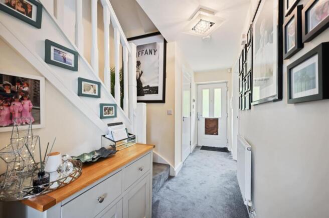 Entrance Hallway  .jpg