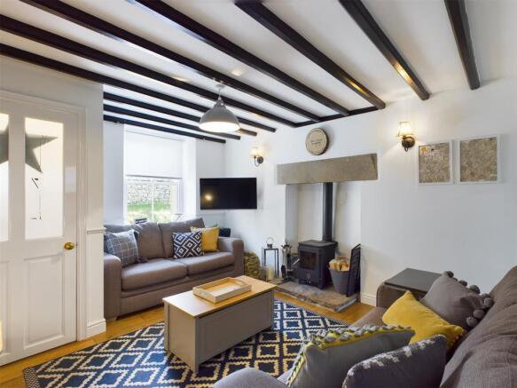 Living Room.jpg