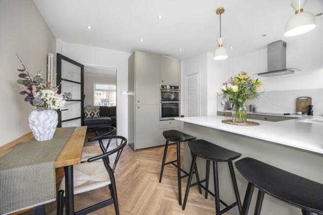 Kitchen I Dining